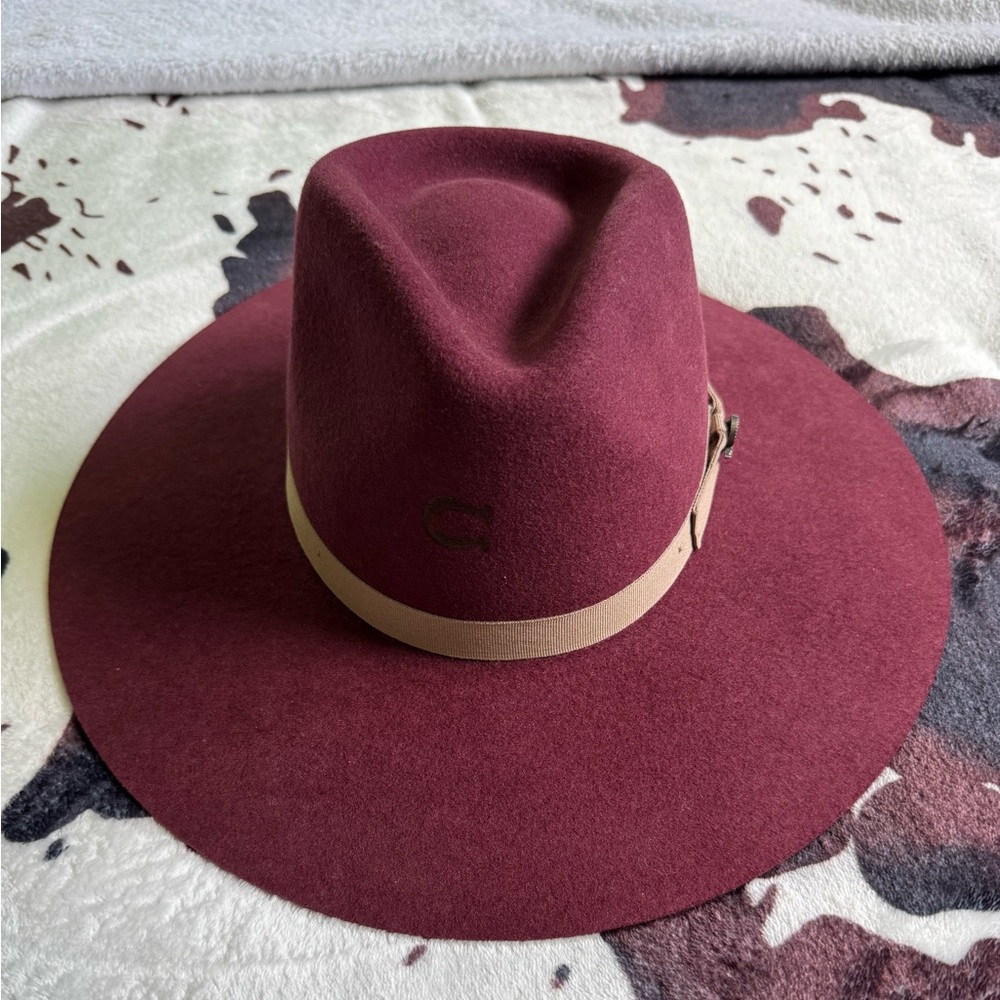 Charlie 1 Horse Women’s Hat Burgundy